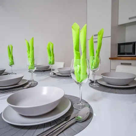 Mountain View Stay, Malmedy, Cleaning Included Feriehus *
